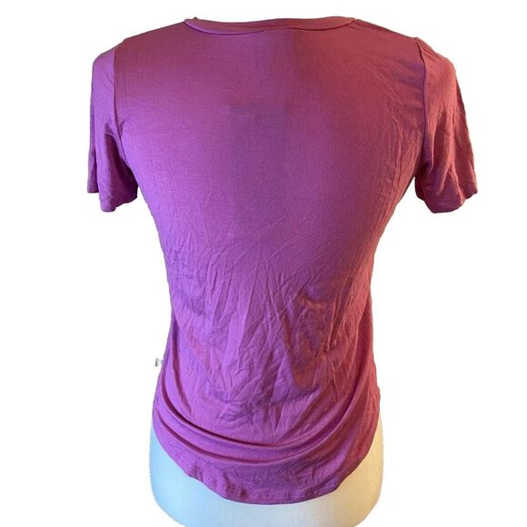 Terez Girls Size XL 16 Short Sleeve T-Shirt Light Purple V-Neck Tee‎ Lightweight - Picture 4 of 8